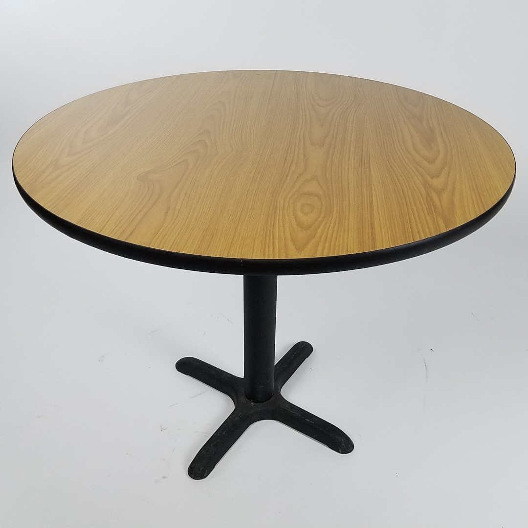 TABLE TOP / LAMINATE / NATURAL W/ BLACK TRIM / 36″ RD Air Designs