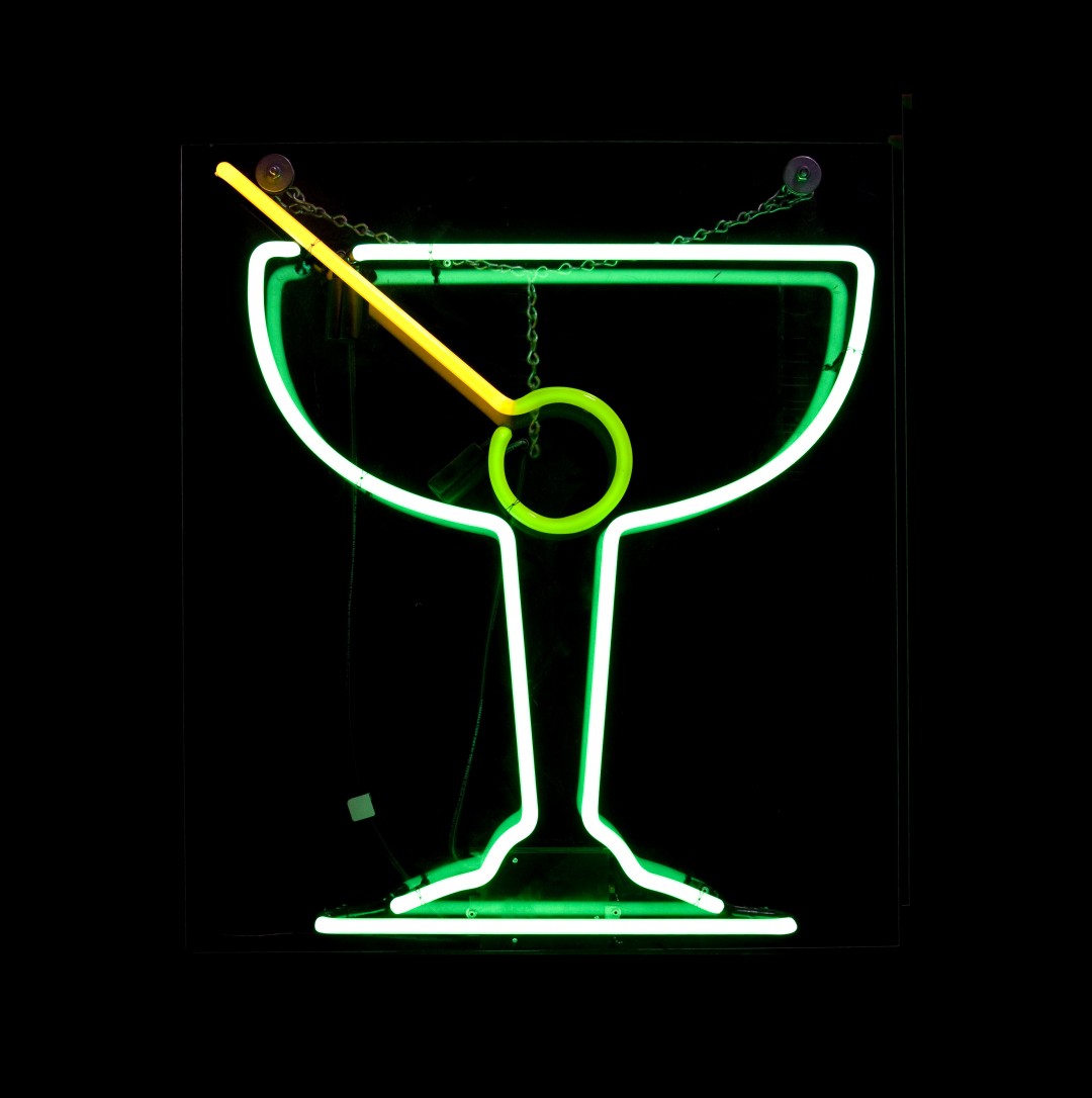 MARTINI GLASS / NEON SIGN | Air Designs